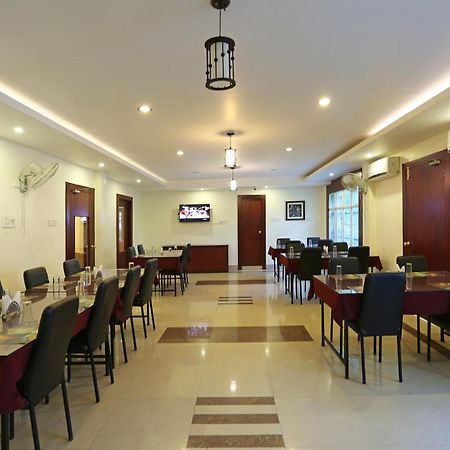 בובנשוואר Oyo Stellar Resort מראה חיצוני תמונה